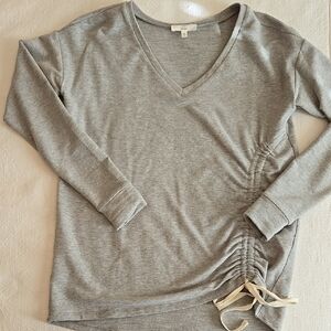 LOFT Gray V-Neck Sinch Top